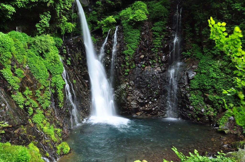 מפלי אוראמי - מרכז ניקו - Urami Falls